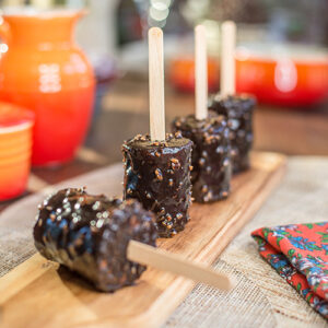 Receita de Bolo de Paçoca com Chocolate